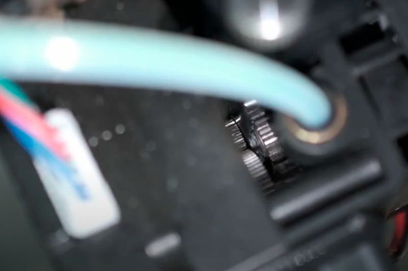 A close look at the Tumaker Direct Drive HR extruder